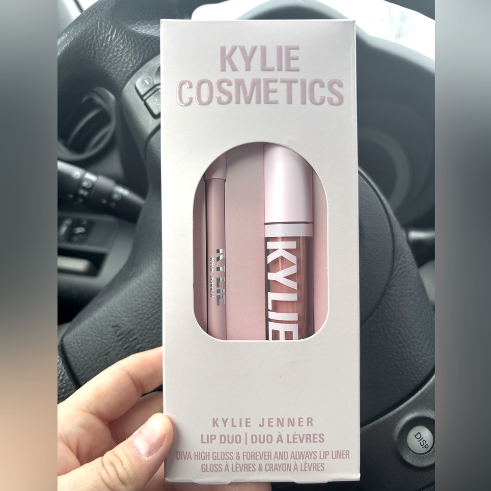 Kylie lipgloss duo set